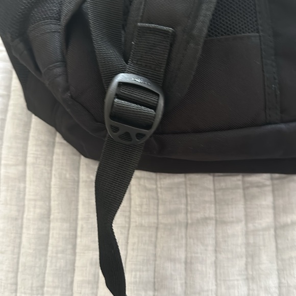 Swiss Gear Laptop backpack in black/ grey with laptop sleeve & tablet sleeve - Picture 16 of 16